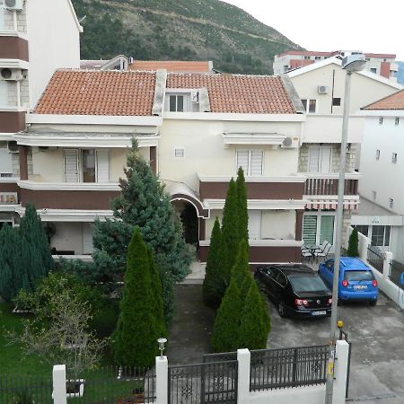 Mena Apartmani Budva Exteriör bild