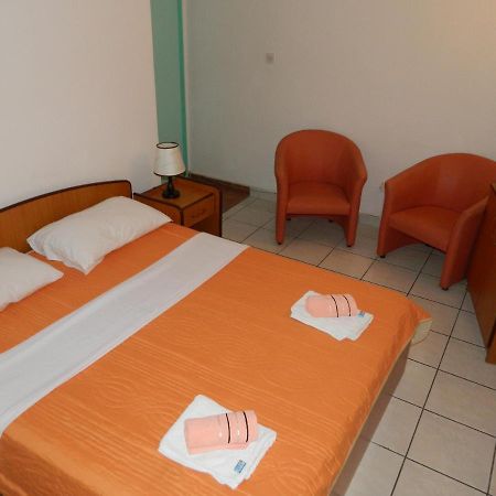 Mena Apartmani Budva Exteriör bild