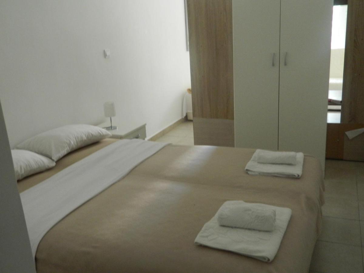 Mena Apartmani Budva Exteriör bild