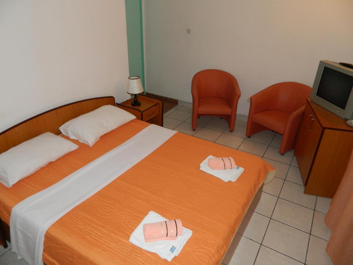 Mena Apartmani Budva Exteriör bild