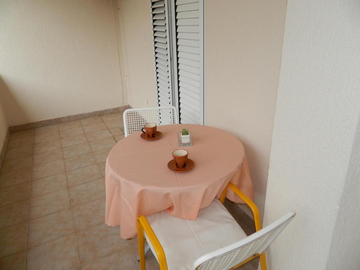 Mena Apartmani Budva Exteriör bild